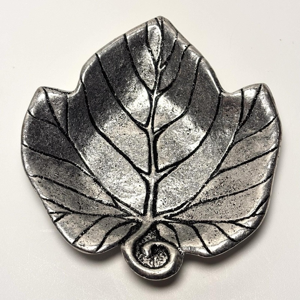 Vintage Carson 1999 Metal Pewter Leaf Tray Trinket Dish Jewelry Coin Silver 3in
